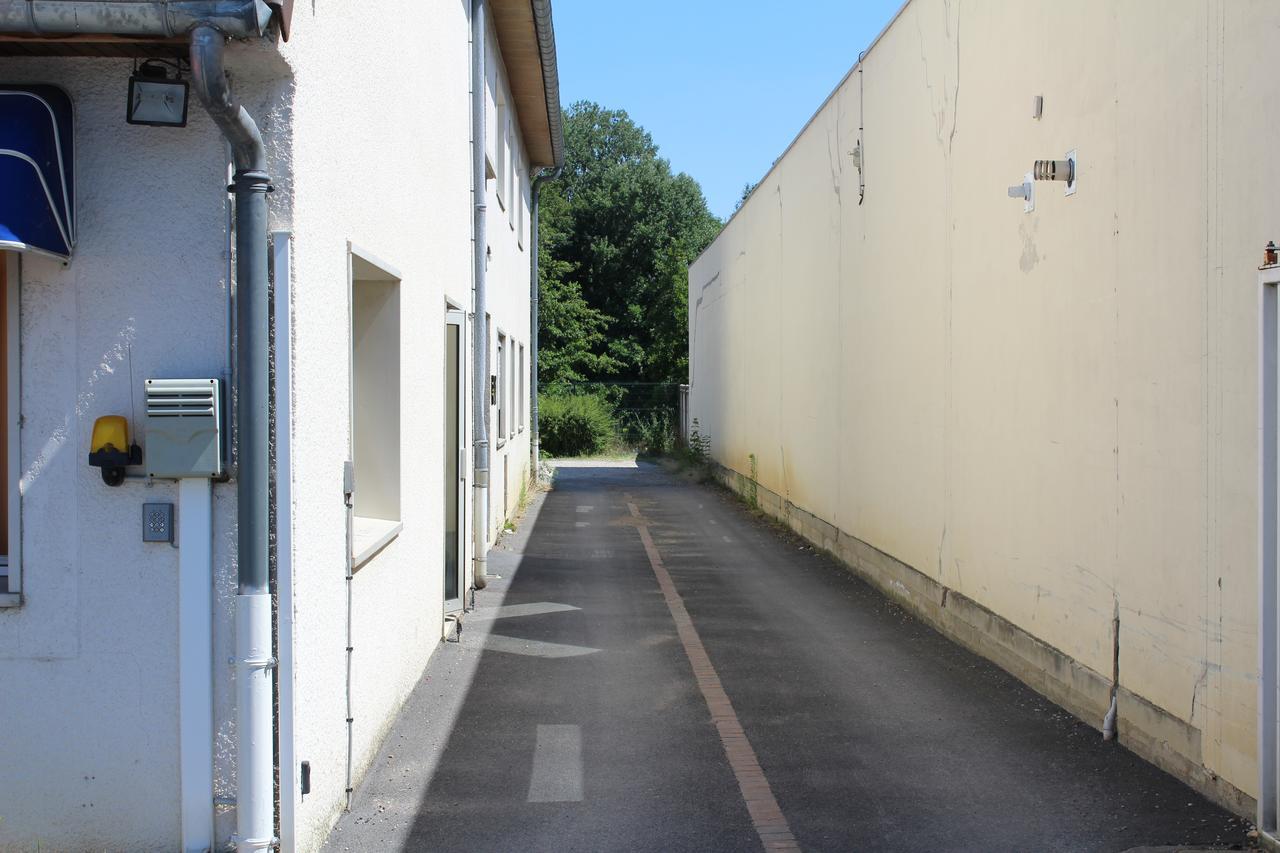 Hotel Chateau-Thierry Centre Exterior photo